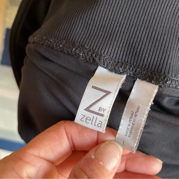 Zella black active lined shorts Women Large EUC - Picture 10 of 11